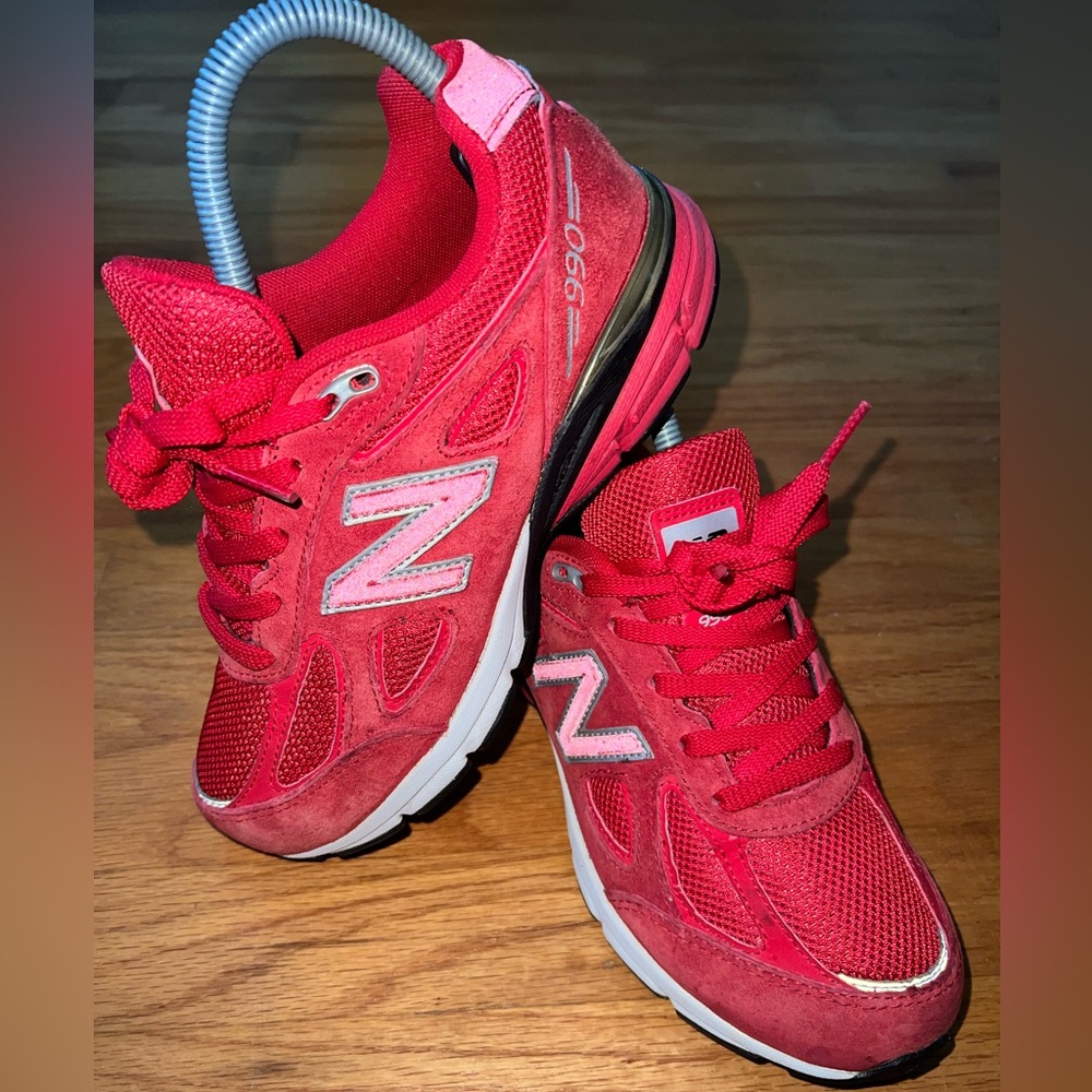 New Balance 990 V4 KJ990RDG Red Suede Sneakers Boys Sz 4 Womens 5.5 EUC